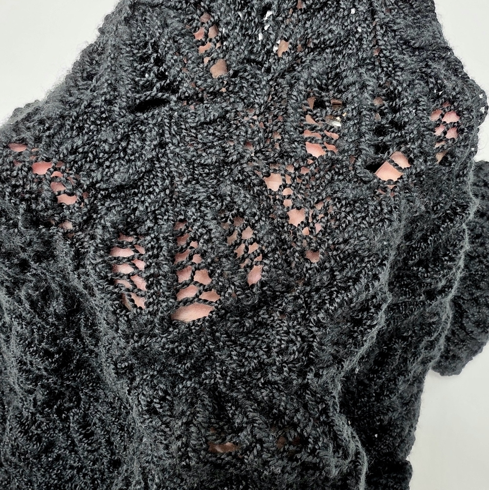 Hand Knit Sweater - Picture 5 of 5